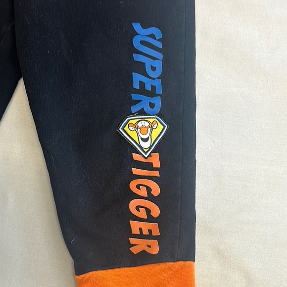 Disney - Black and Orange Joggers with Elastic Waistband and Tigger design - Picture 3 of 4